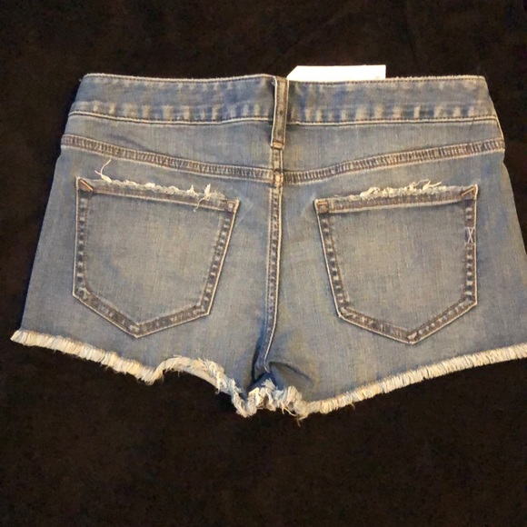 Express Shortie Relaxed Low Rise - Picture 2 of 2